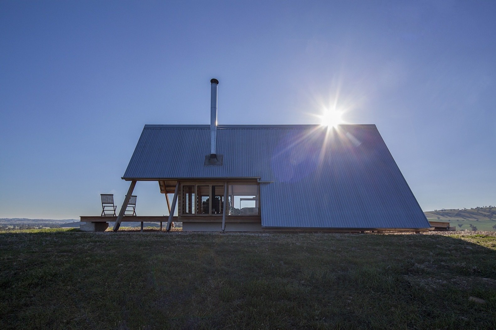 Ekolojik kulübe glamping deneyimi sunuyor